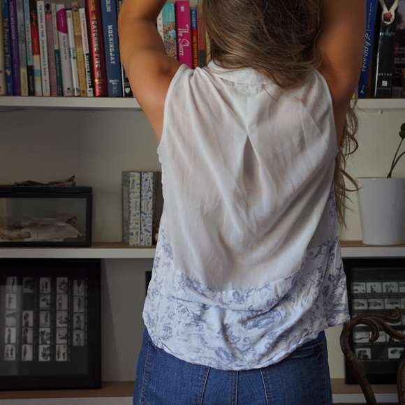 Tank - Picture 4 of 4